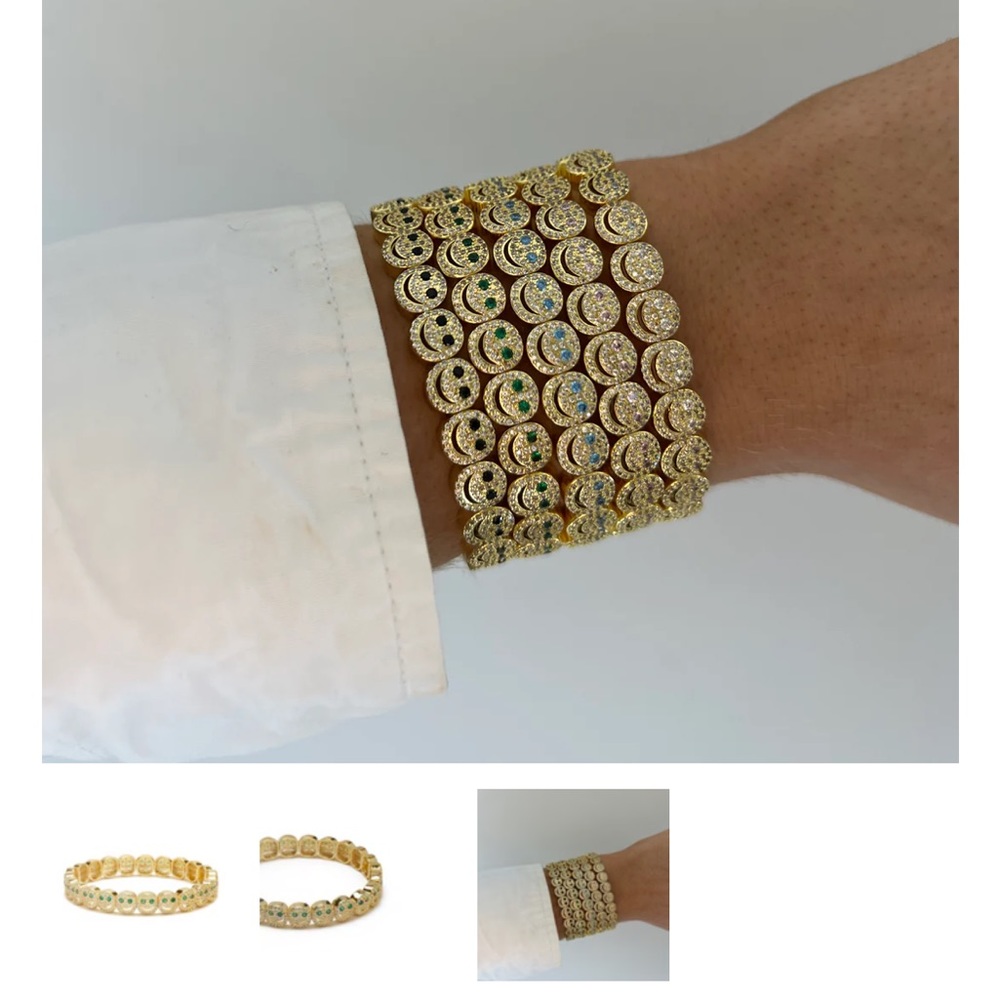 Lisa Gozlan Smiley Bracelet with Green Eyes